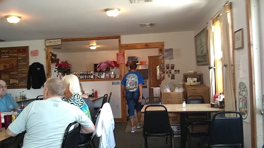 Essex Seafood Two | restaurant | 1360 West, FL-40, Pierson, FL 32180, USA | 3867491557 OR +1 386-749-1557