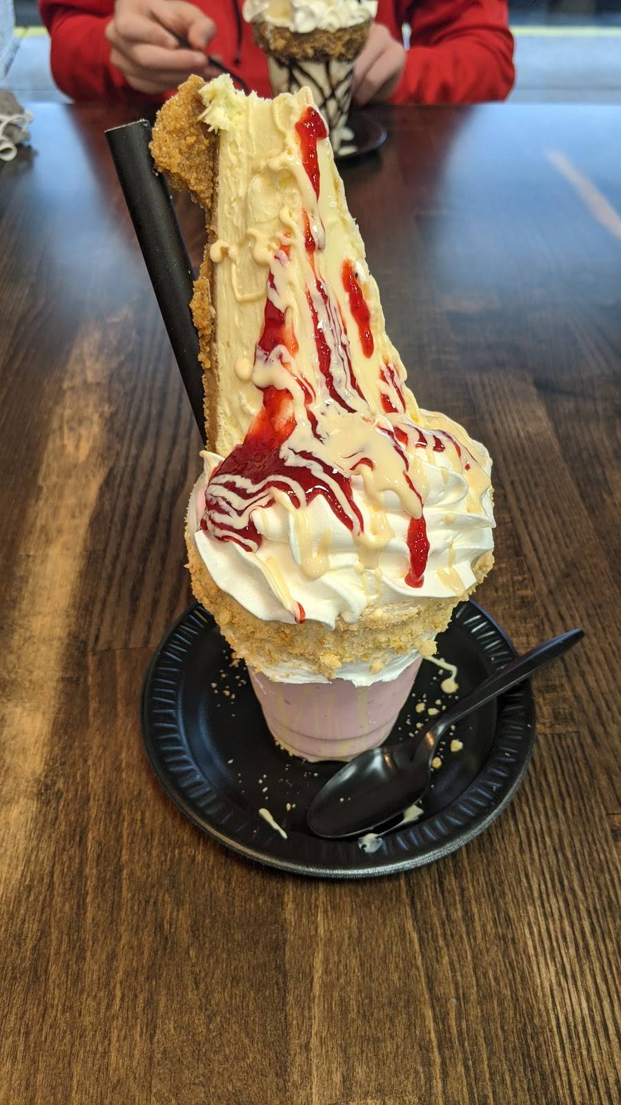 C&K Sweet Treats & Smoked Meats | restaurant | 2137 Volunteer Pkwy Suite 4, Bristol, TN 37620, USA | 4235734517 OR +1 423-573-4517