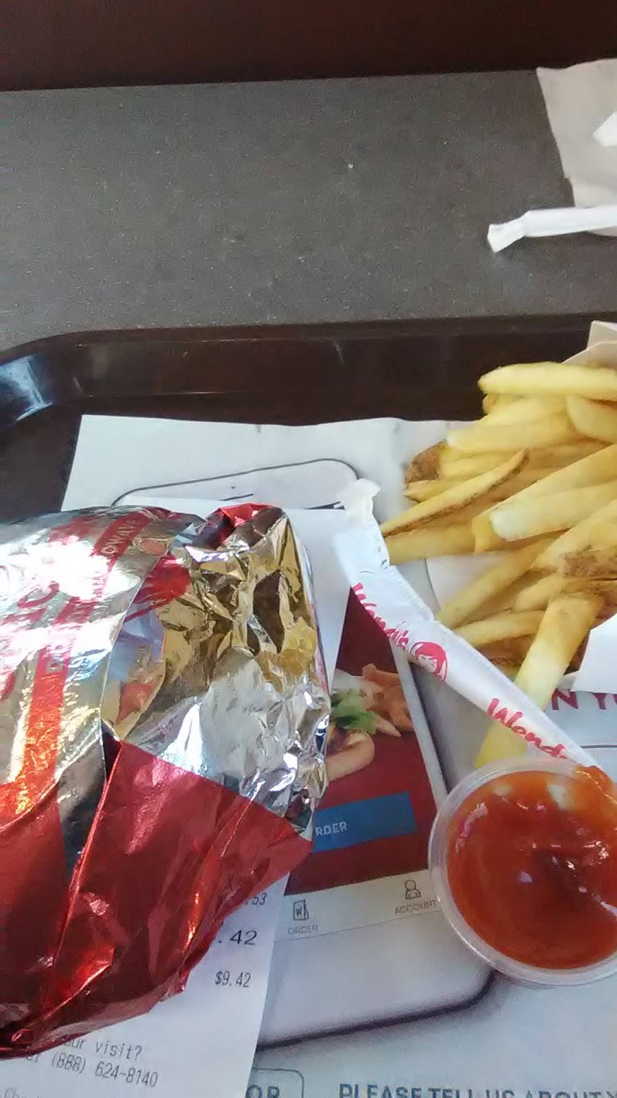 Wendys | restaurant | 400 Taylorsville Rd, Shelbyville, KY 40065, USA | 5026334099 OR +1 502-633-4099