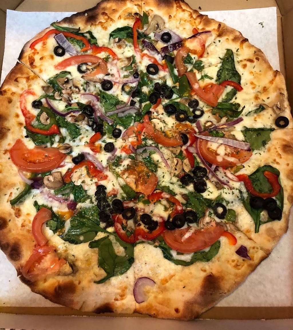 Royal Pizza | meal delivery | 4415 De Zavala Rd, San Antonio, TX 78249, USA | 2103992220 OR +1 210-399-2220