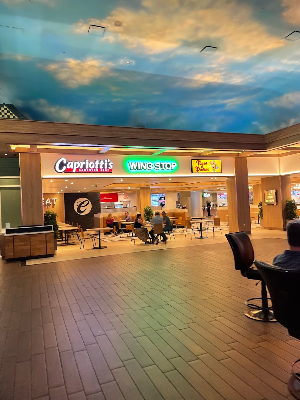 Wingstop | restaurant | 4111 Boulder Hwy, Las Vegas, NV 89121, USA | 7254658880 OR +1 725-465-8880