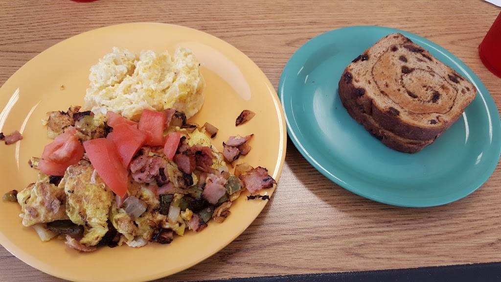 Corner Cafe | restaurant | 105 N 13th St, Decatur, IN 46733, USA | 2602230244 OR +1 260-223-0244