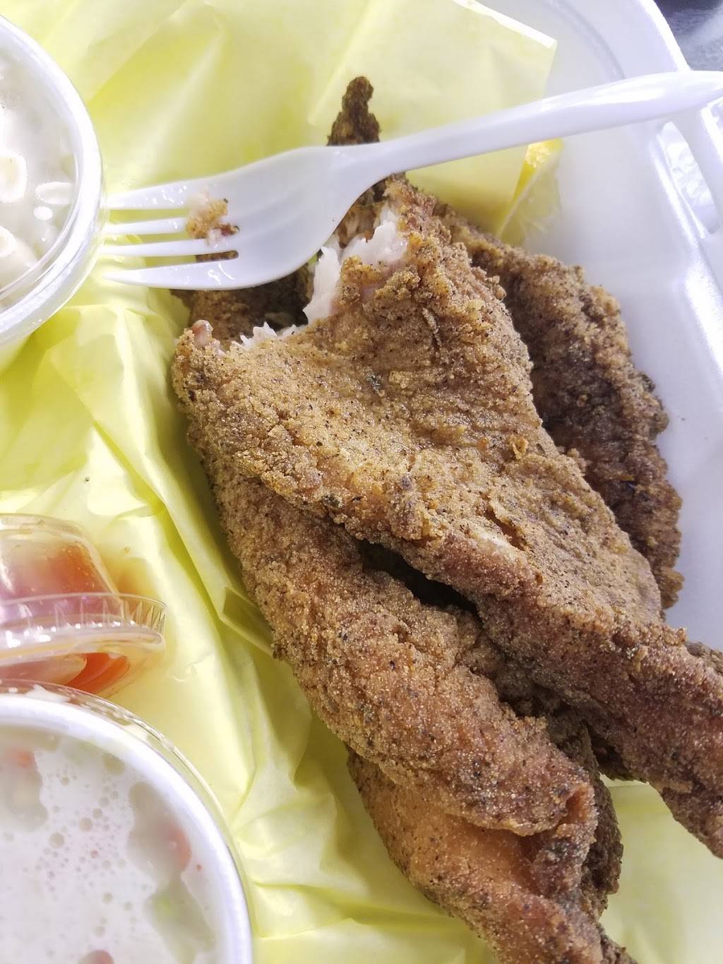 Fishbone Seafood | restaurant | 5577 Reseda Blvd, Tarzana, CA 91356, USA | 8189758083 OR +1 818-975-8083