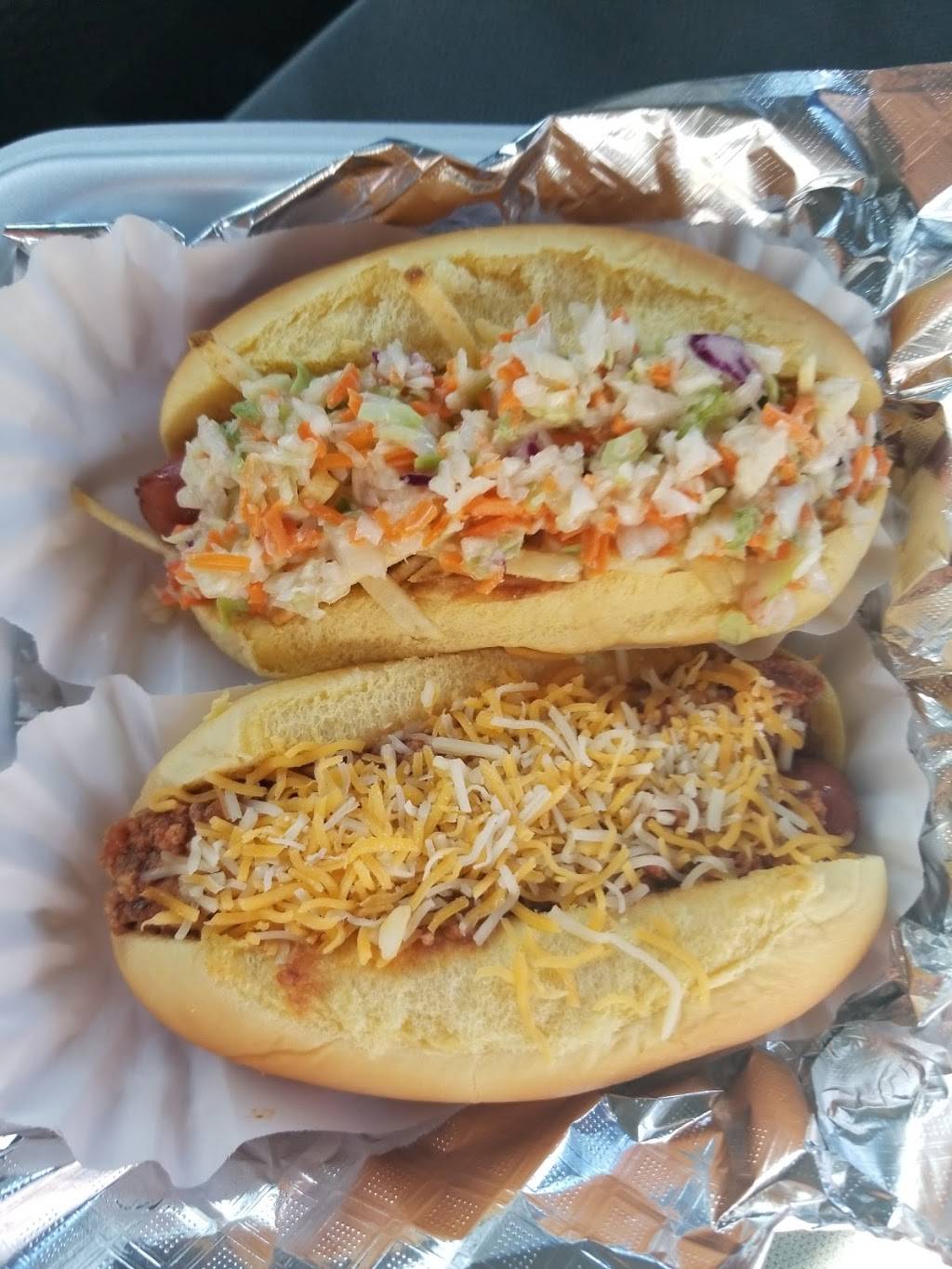 The Dog Hut | restaurant | 1100 Ocean Shore Blvd # 1A, Ormond Beach, FL 32176, USA | 3864414344 OR +1 386-441-4344