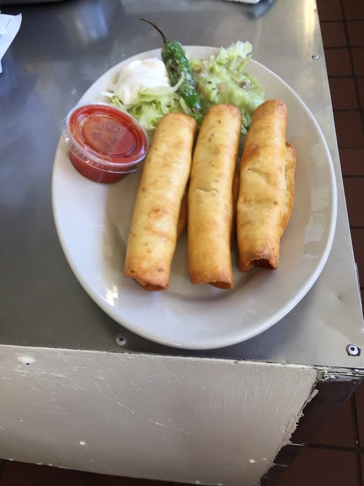 Twins Grill | restaurant | 3469 Tweedy Blvd, South Gate, CA 90280, USA | 3233570906 OR +1 323-357-0906