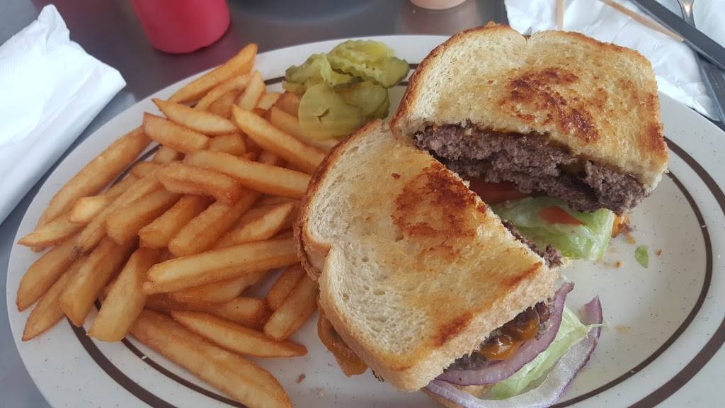 101 Cafe Historic 1928 | restaurant | 4120, 631 S Coast Hwy, Oceanside, CA 92054, USA | 7607225220 OR +1 760-722-5220