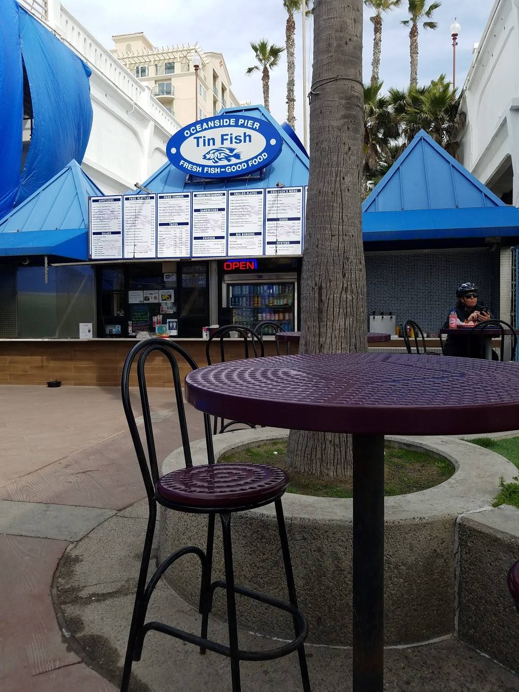 Tin Fish | restaurant | 302 The Strand N, Oceanside, CA 92054, USA | 7609660007 OR +1 760-966-0007