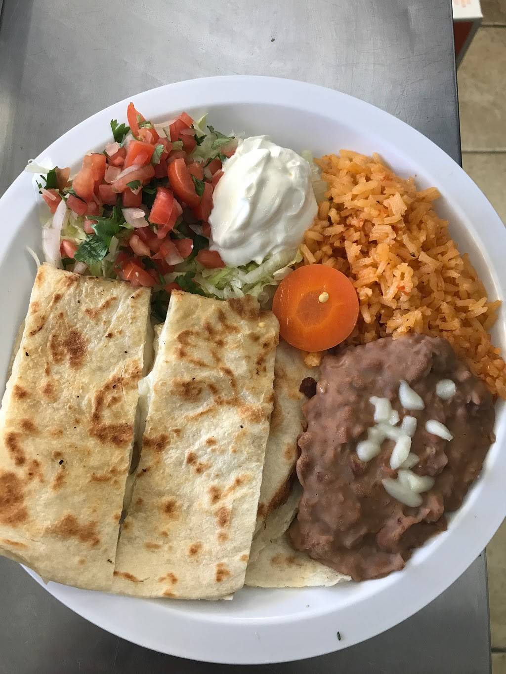 Taqueria La Villita | restaurant | 9757 A Webb Chapel Rd suite a, Dallas, TX 75220, USA | 2147430028 OR +1 214-743-0028