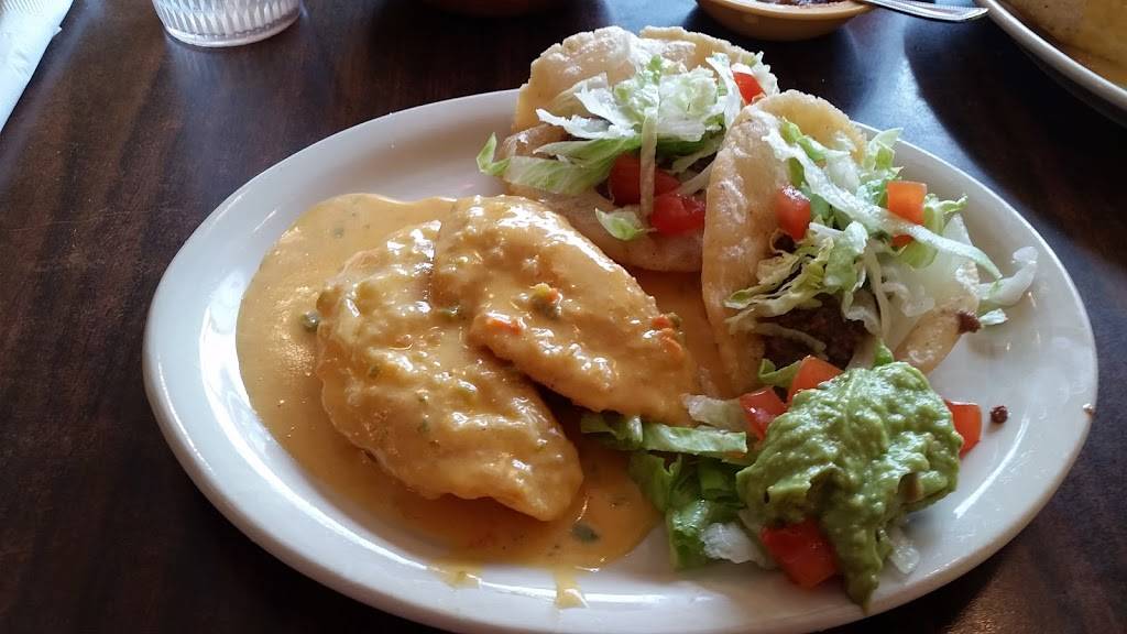 La Cazadora Mexican Restaurant | restaurant | 3213 West Ave, San Antonio, TX 78213, USA | 2103663899 OR +1 210-366-3899