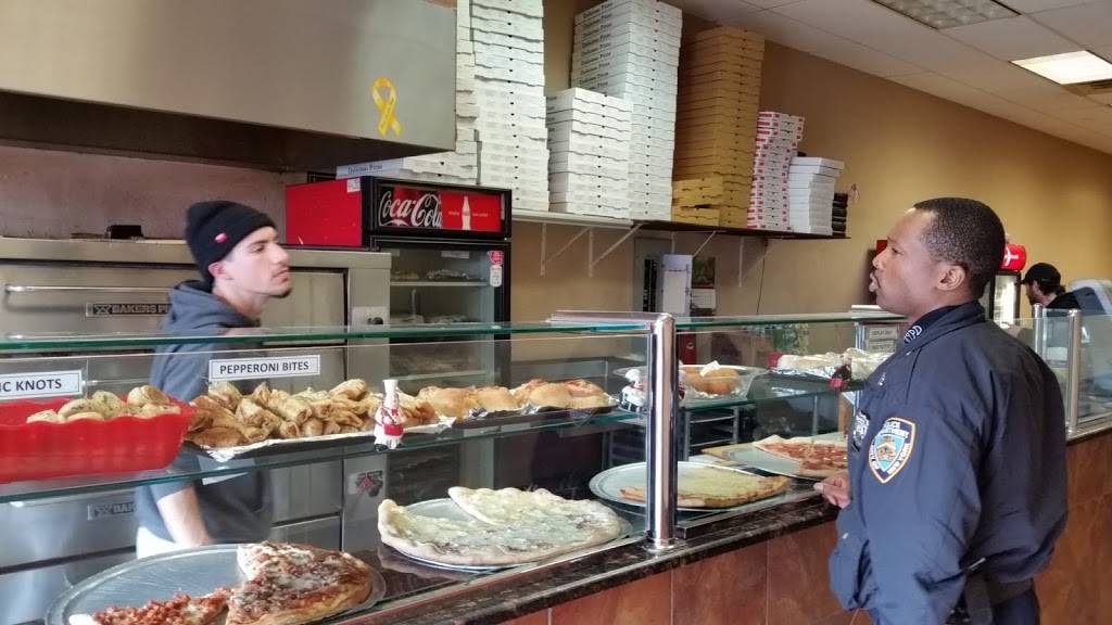 Slices N Ices | restaurant | 208 B 116th St, Rockaway Park, NY 11694, USA | 7184740020 OR +1 718-474-0020