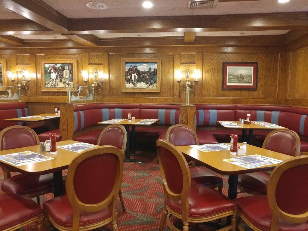 Royal Oak Diner | restaurant | 900 Station Rd, Bellport, NY 11713, USA | 6312865757 OR +1 631-286-5757