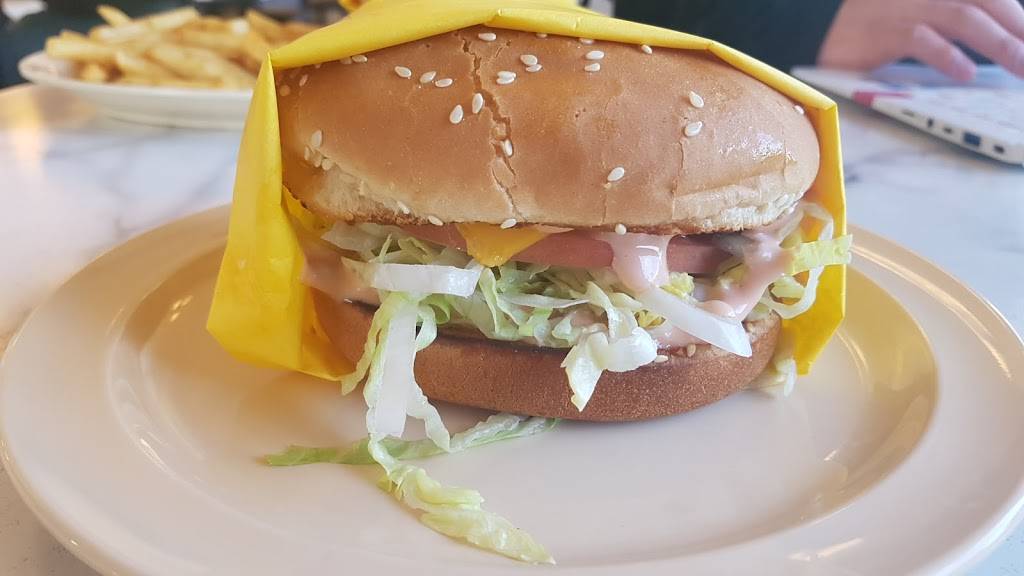 Family Basket Restaurant | restaurant | 670 7th St, Perris, CA 92570, USA | 9519435050 OR +1 951-943-5050