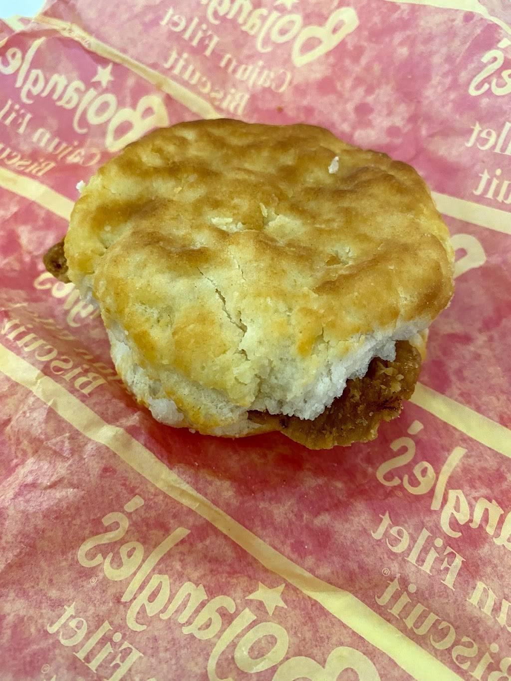 Bojangles | restaurant | 5501 Josh Birmingham Pkwy Concourse D/E, Charlotte, NC 28208, USA | 9808197423 OR +1 980-819-7423