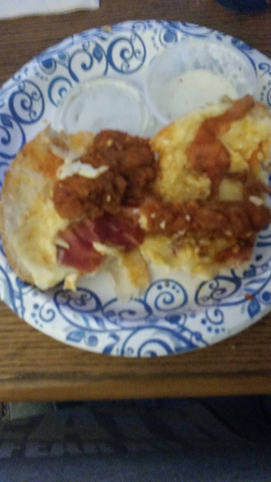 Cecil Whittakers Pizzeria | restaurant | 10479 St Charles Rock Rd, St Ann, MO 63074, USA | 3144232233 OR +1 314-423-2233