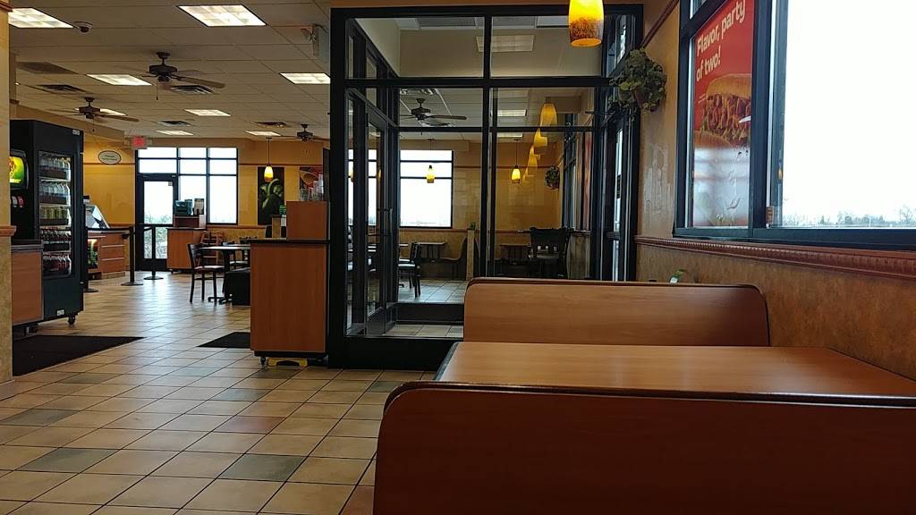 Subway | restaurant | 85 W Viking Dr, Little Canada, MN 55117, USA | 6514864854 OR +1 651-486-4854