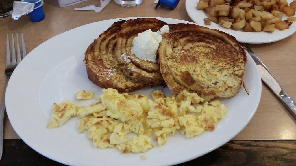 Cocos Bakery Restaurant | restaurant | 698 E Los Angeles Ave, Simi Valley, CA 93065, USA | 8055269122 OR +1 805-526-9122