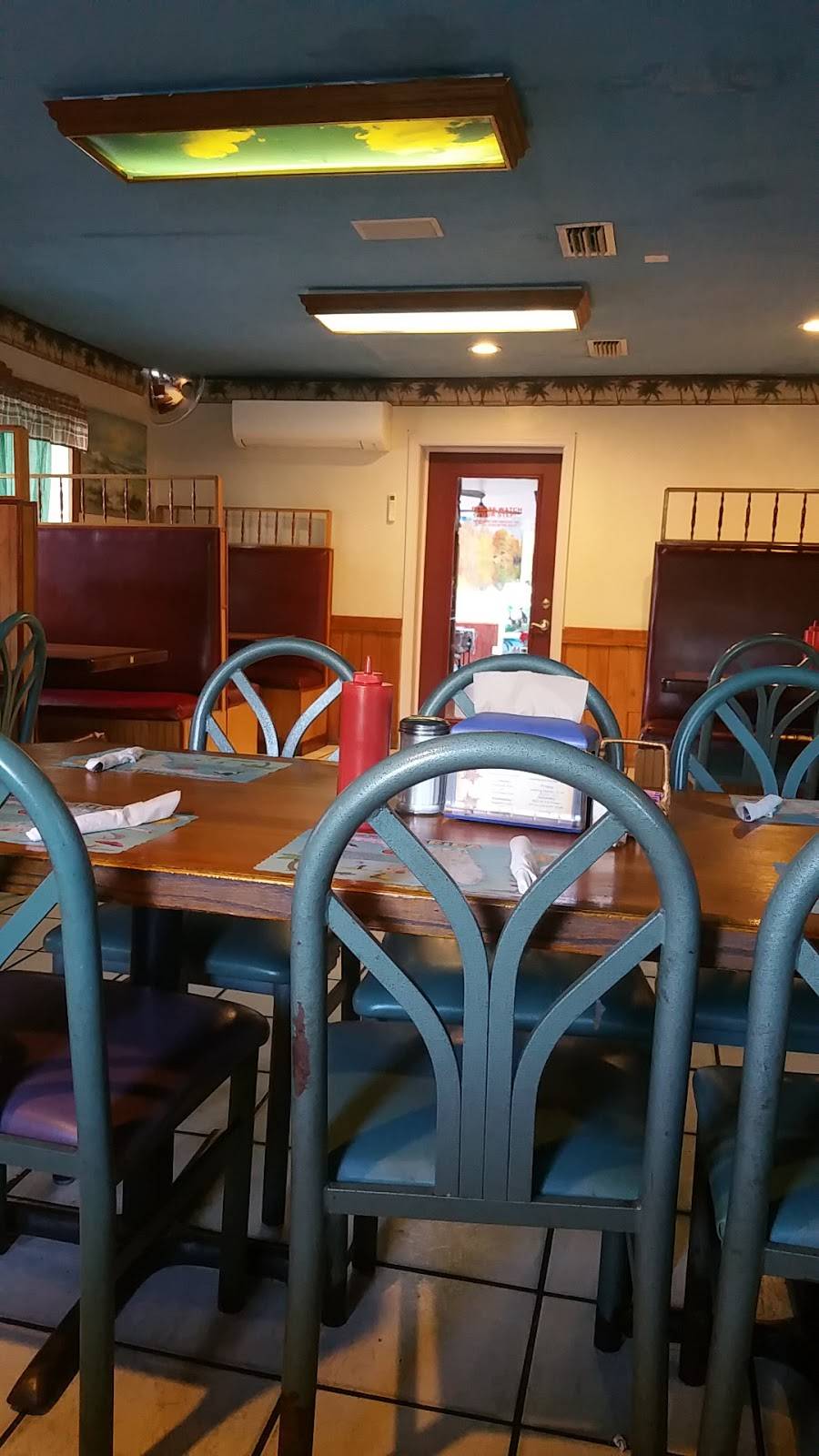 A & A Restaurant | restaurant | 736 E Hathaway Ave, Bronson, FL 32621, USA | 3524864126 OR +1 352-486-4126