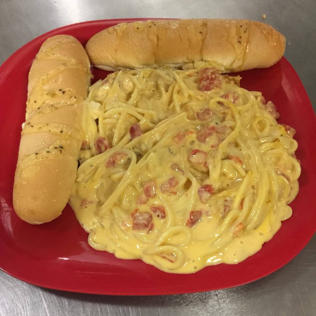 Hometown Pizza | restaurant | 1159 SuiteB N Frontage Road, Baldwyn, MS 38824, USA | 6623652822 OR +1 662-365-2822