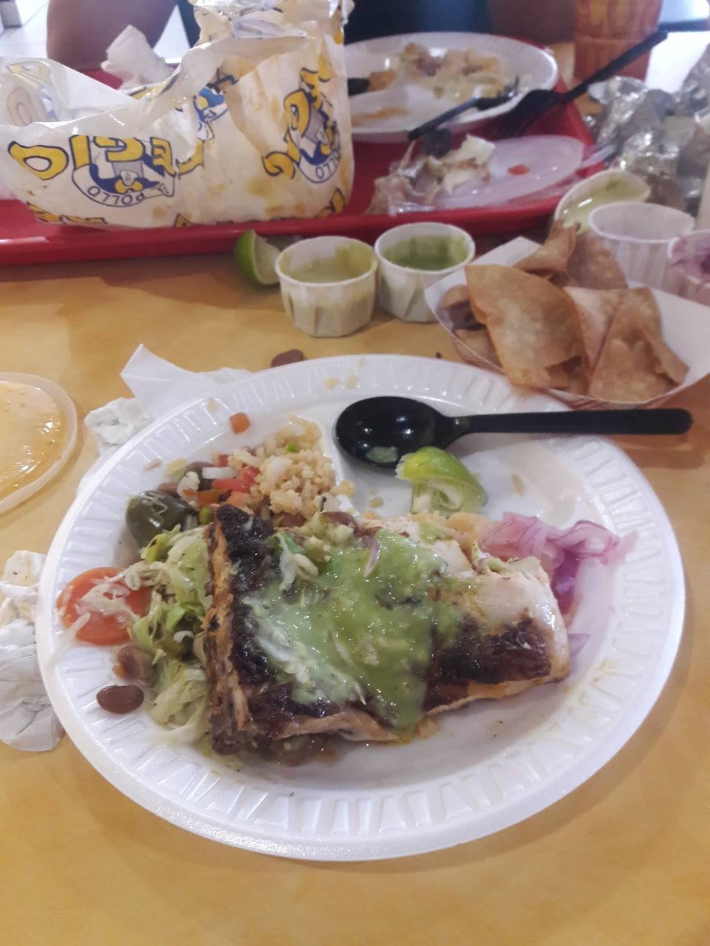 Pollo Regio | restaurant | 2716 W Davis St, Dallas, TX 75211, USA | 2143300066 OR +1 214-330-0066