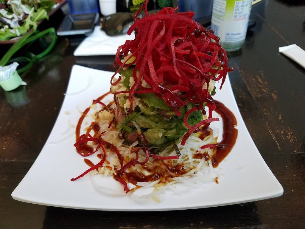 Akira Sushi | restaurant | 1222 Soquel Ave, Santa Cruz, CA 95062, USA | 8316007093 OR +1 831-600-7093