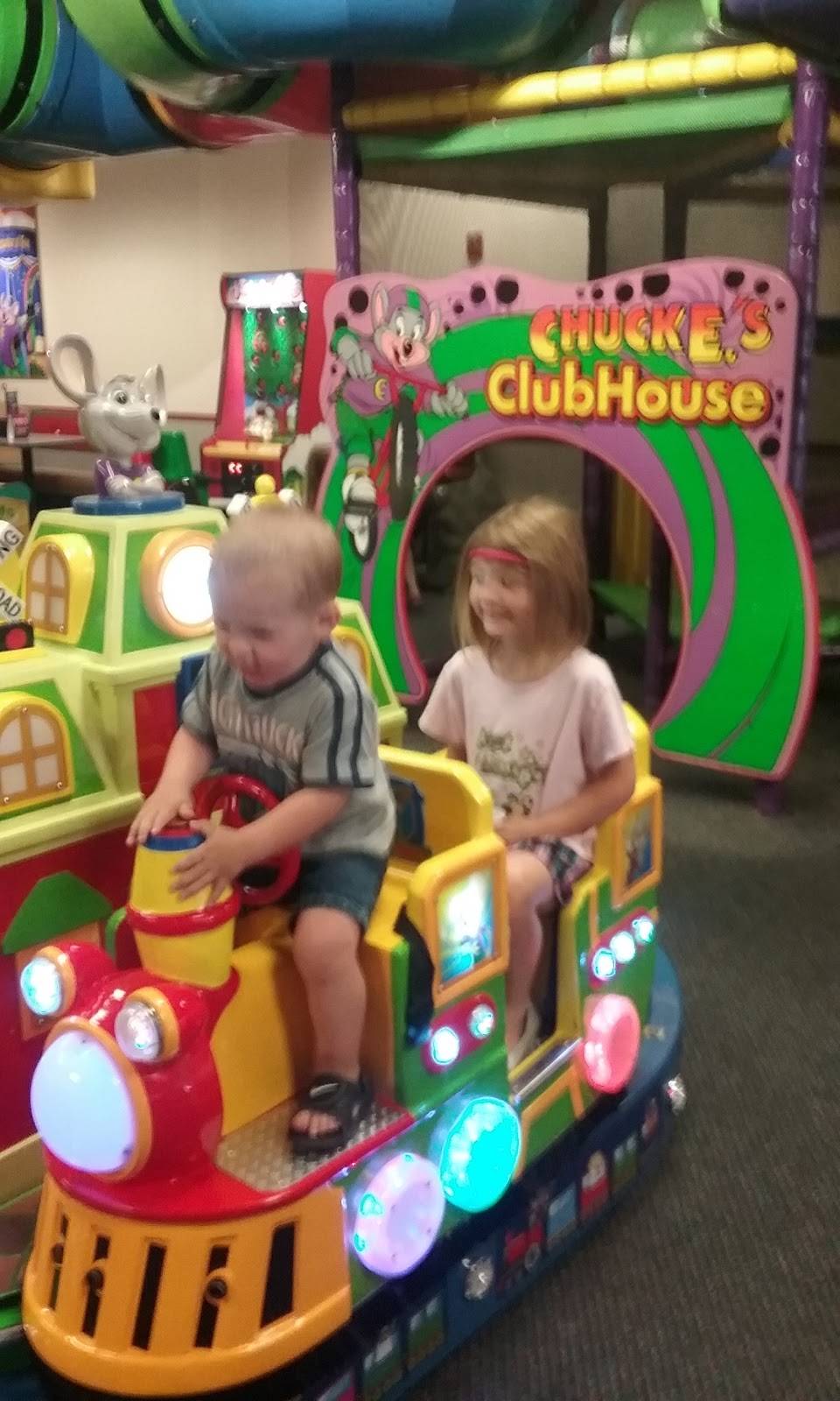 Chuck E. Cheeses | restaurant | 1611 W McGalliard Rd, Muncie, IN 47302, USA | 7652878740 OR +1 765-287-8740