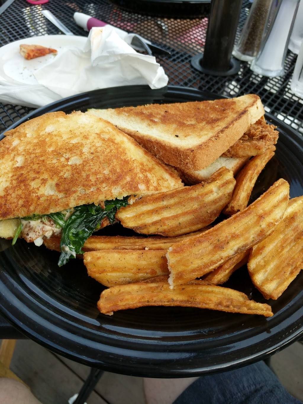 Scarboroughs Restaurant | restaurant | 497 Old Niskayuna Rd, Latham, NY 12110, USA | 5187134500 OR +1 518-713-4500