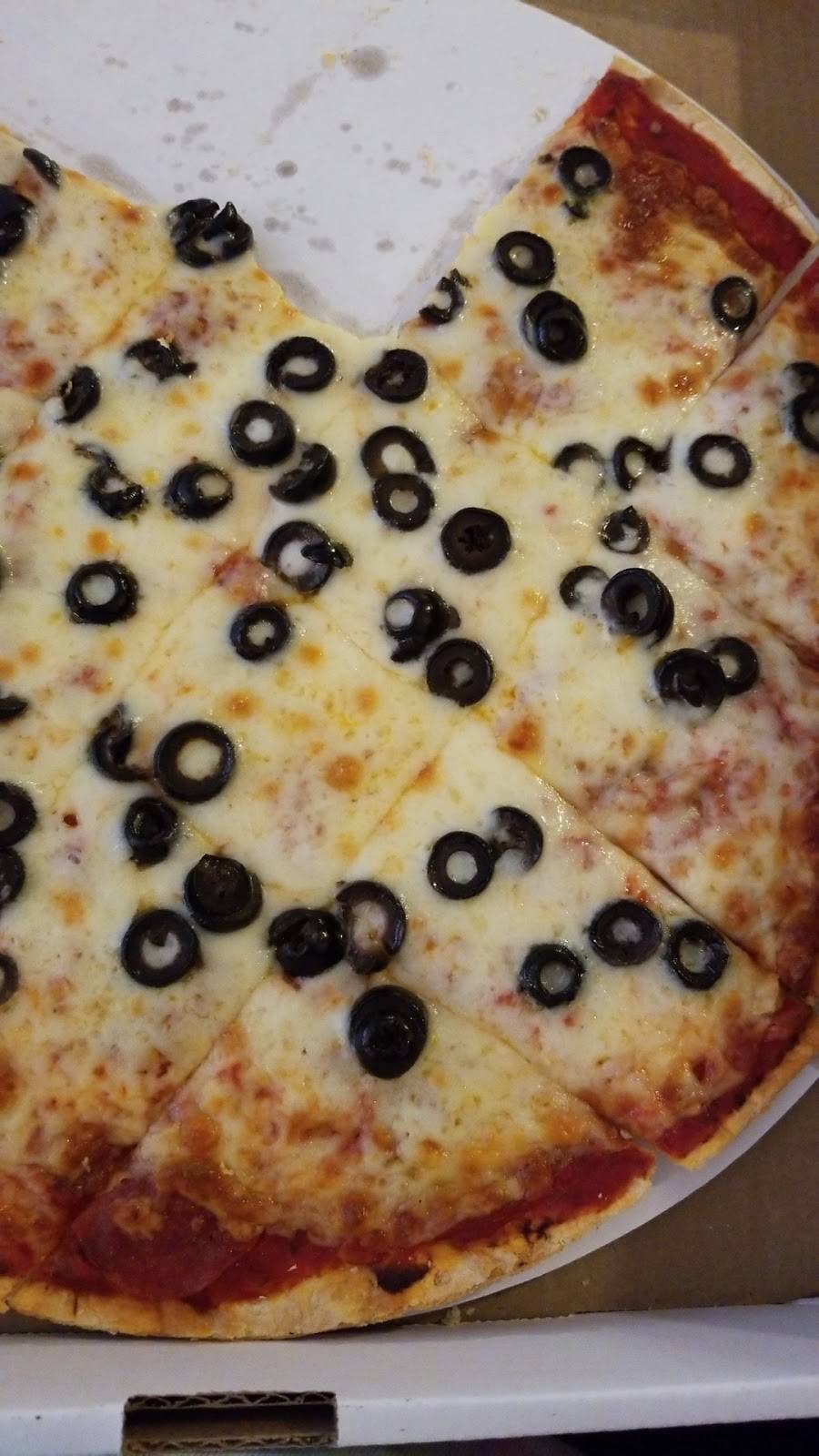 Gambies Pizza | restaurant | 830 E Winona Ave, Warsaw, IN 46580, USA | 5742691801 OR +1 574-269-1801