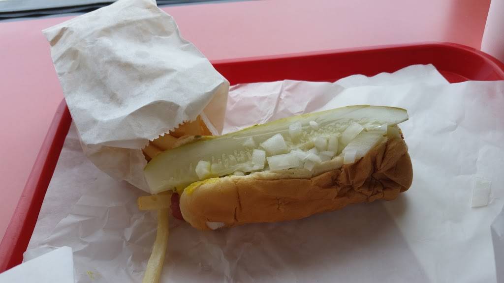 Nickys The Real McCoy | restaurant | 2400 S Cicero Ave, Cicero, IL 60804, USA | 7082228500 OR +1 708-222-8500