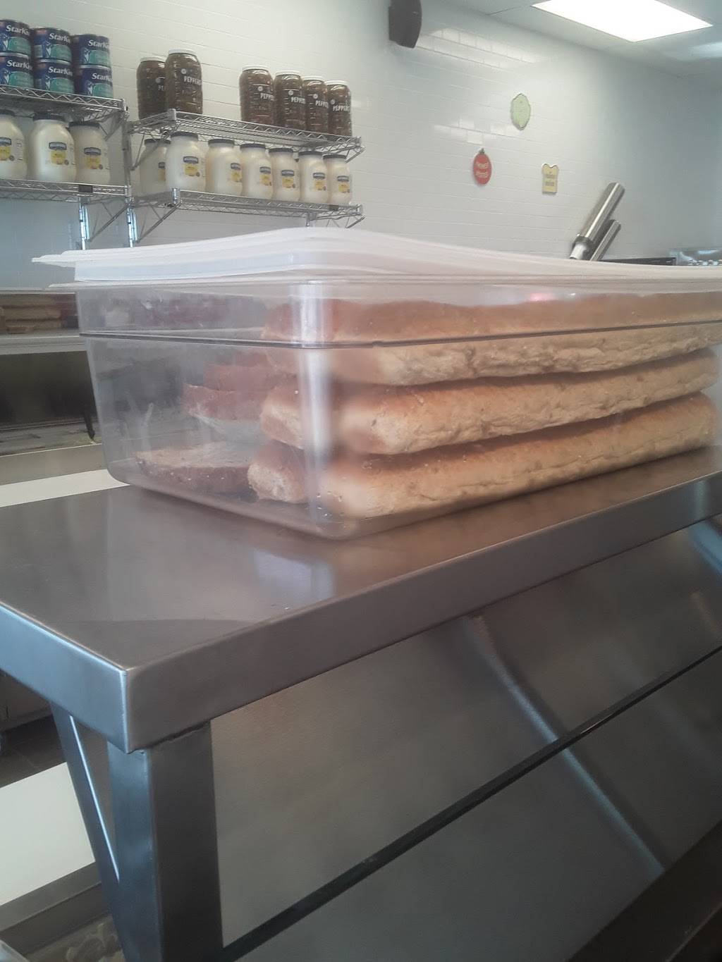 Jimmy Johns | restaurant | 2314 SE Military Dr #111, San Antonio, TX 78223, USA | 2108194988 OR +1 210-819-4988