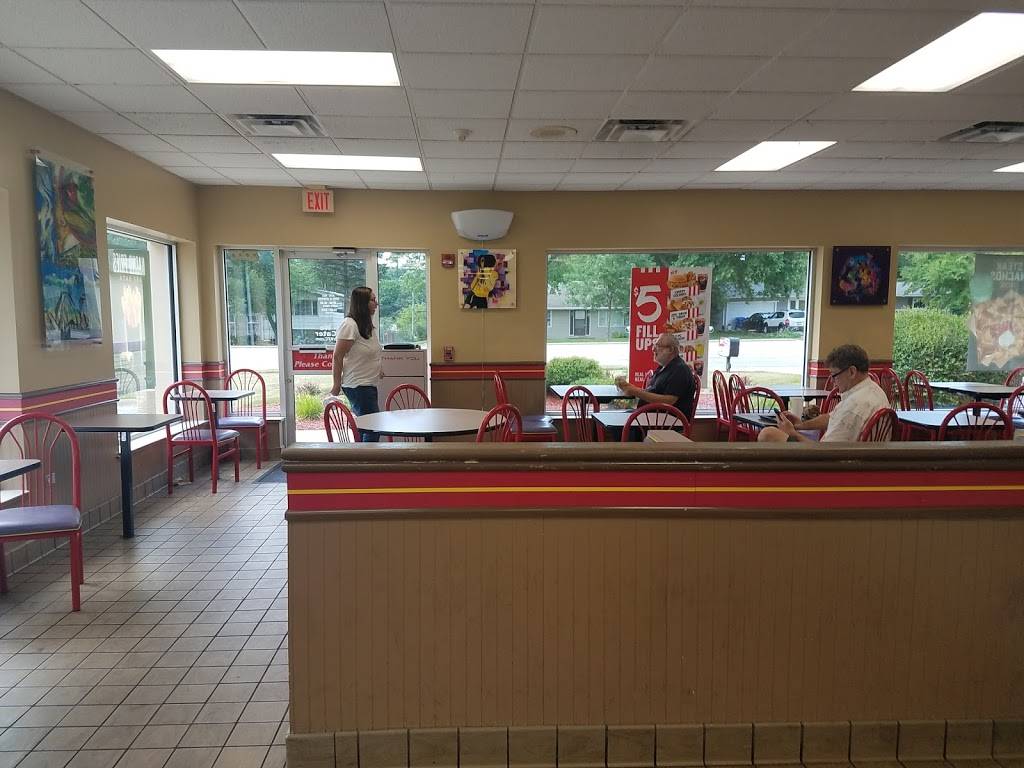 Taco Bell | meal takeaway | 1015 Maple Ave, Lisle, IL 60532, USA | 6302411350 OR +1 630-241-1350