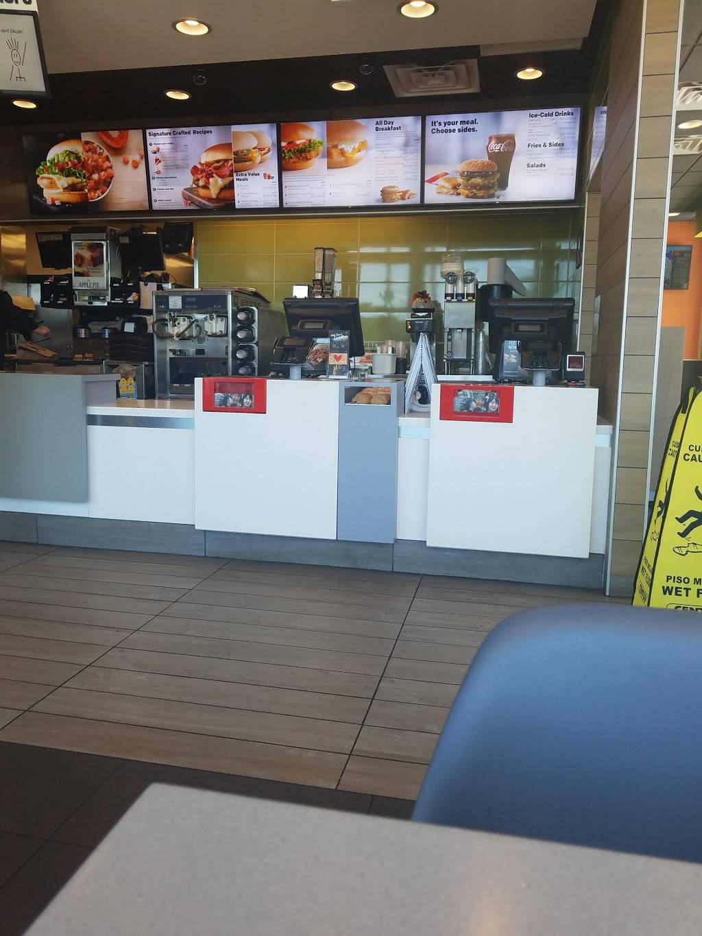 McDonalds | cafe | 327 Bloomingdale Ave, Federalsburg, MD 21632, USA | 4107543333 OR +1 410-754-3333