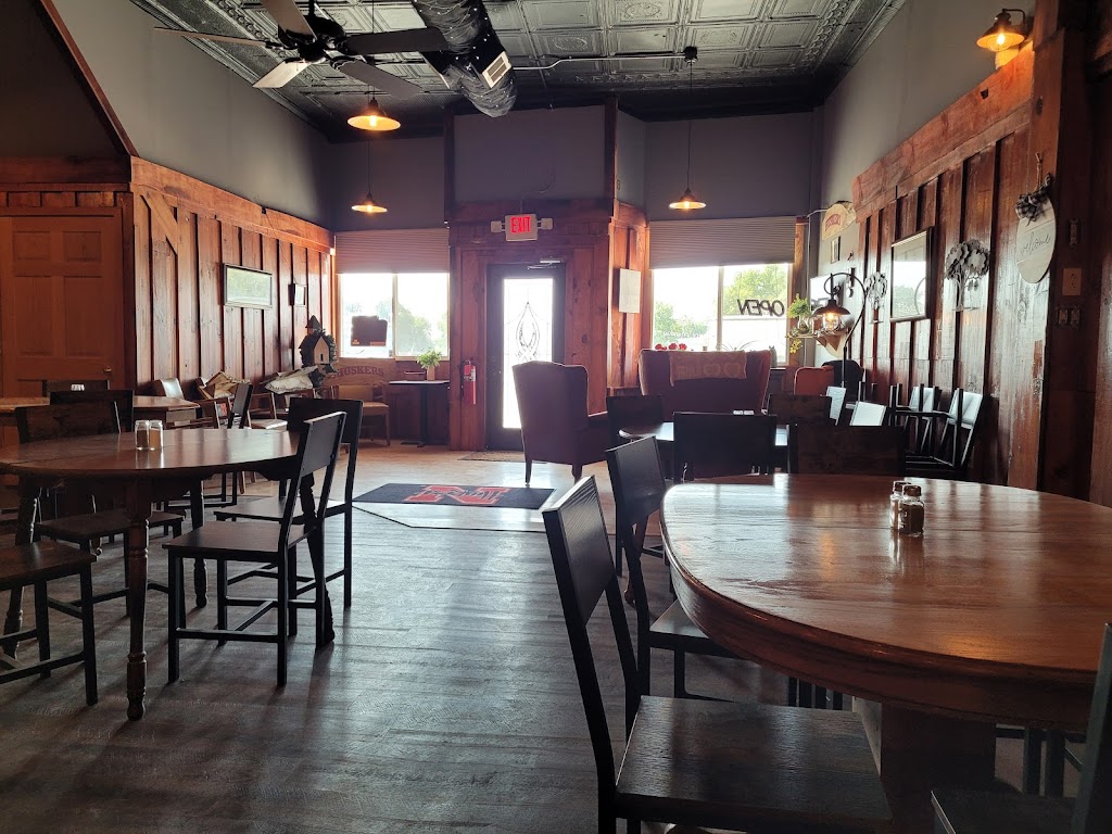 SADIES | restaurant | 110 W Front St, Elm Creek, NE 68836, USA | 3088561040 OR +1 308-856-1040