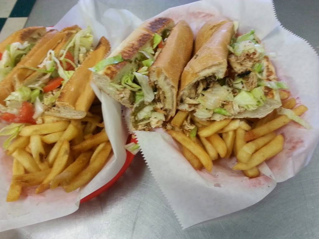 Amores Pizza & Subs | restaurant | 1320 Lees Chapel Rd #F, Greensboro, NC 27455, USA | 3366212626 OR +1 336-621-2626