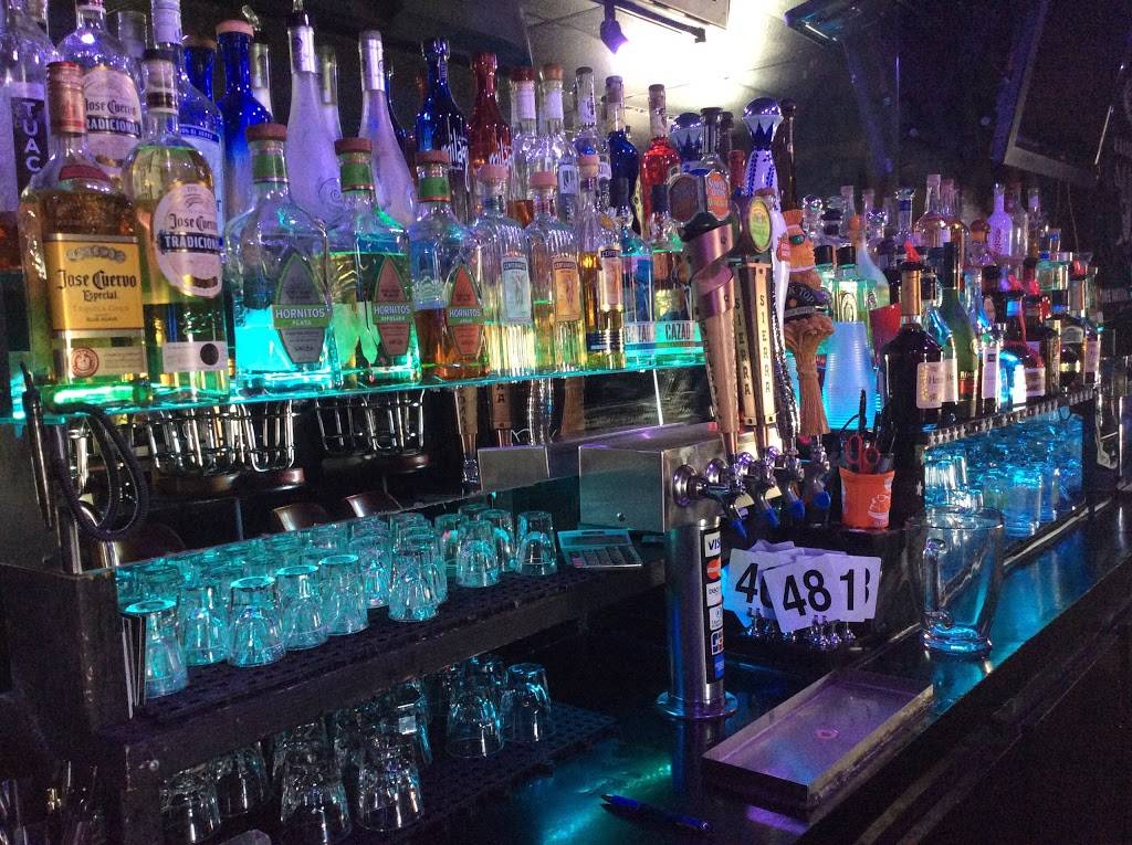 Tequila Shots Bar and Grill | restaurant | 38 N Main St, Milpitas, CA 95035, USA | 4082627468 OR +1 408-262-7468