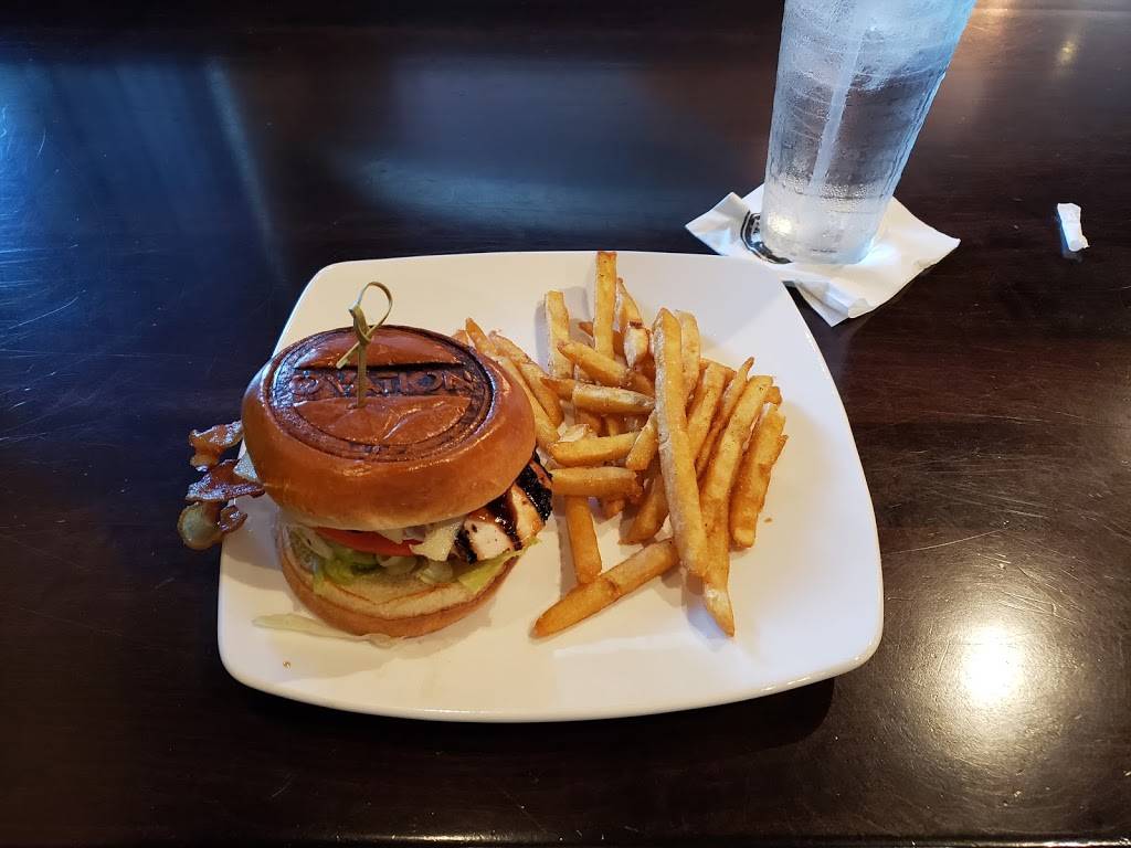 Ovation Bistro & Bar, Lakeland | restaurant | 4715 Florida Ave S, Lakeland, FL 33813, USA | 8632623000 OR +1 863-262-3000