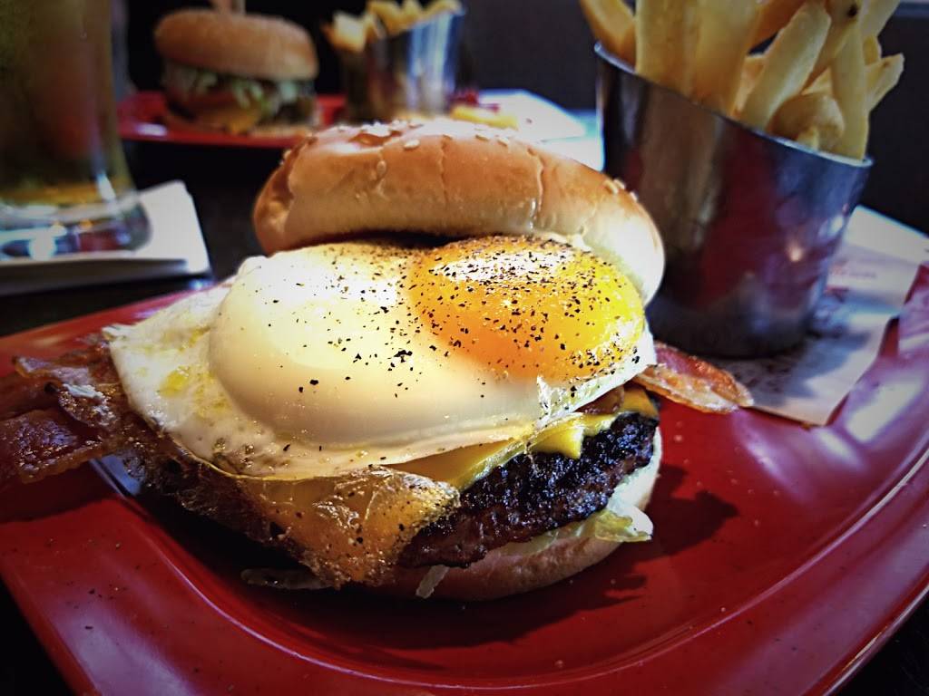 Red Robin Gourmet Burgers and Brews | restaurant | 4949 Great Northern Blvd, North Olmsted, OH 44070, USA | 4407346070 OR +1 440-734-6070