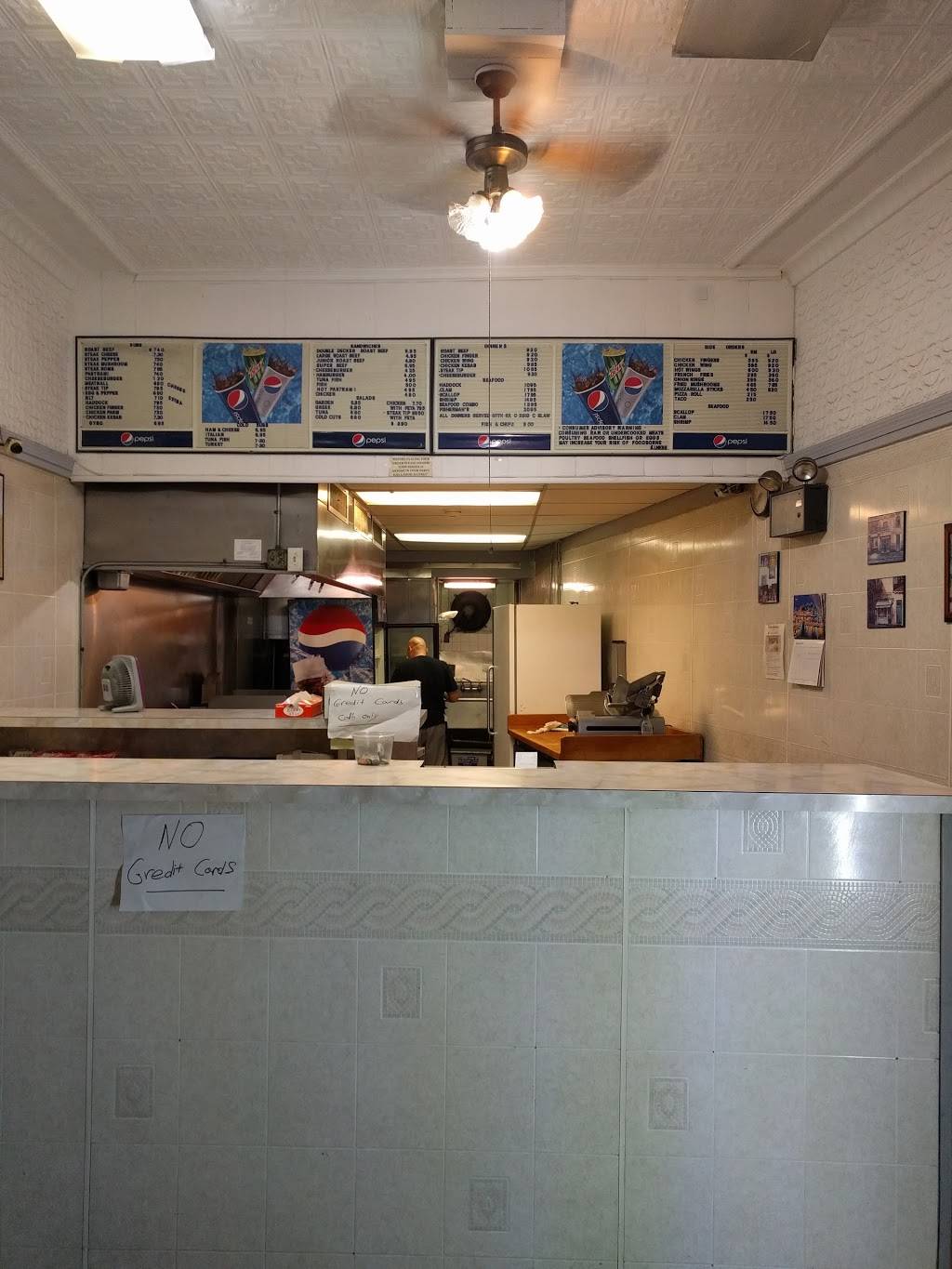 Mimis Roast Beef & Seafood | restaurant | 447 Main St, Watertown, MA 02472, USA | 6179230255 OR +1 617-923-0255