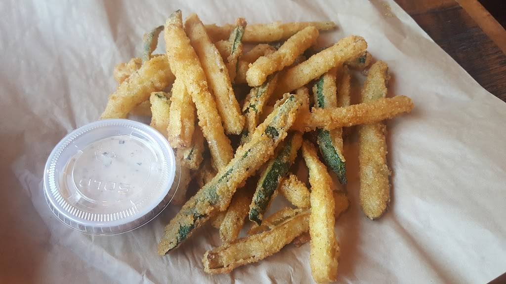 Moxie Burger | restaurant | 555 S Atlanta St, Roswell, GA 30075, USA | 6788784411 OR +1 678-878-4411