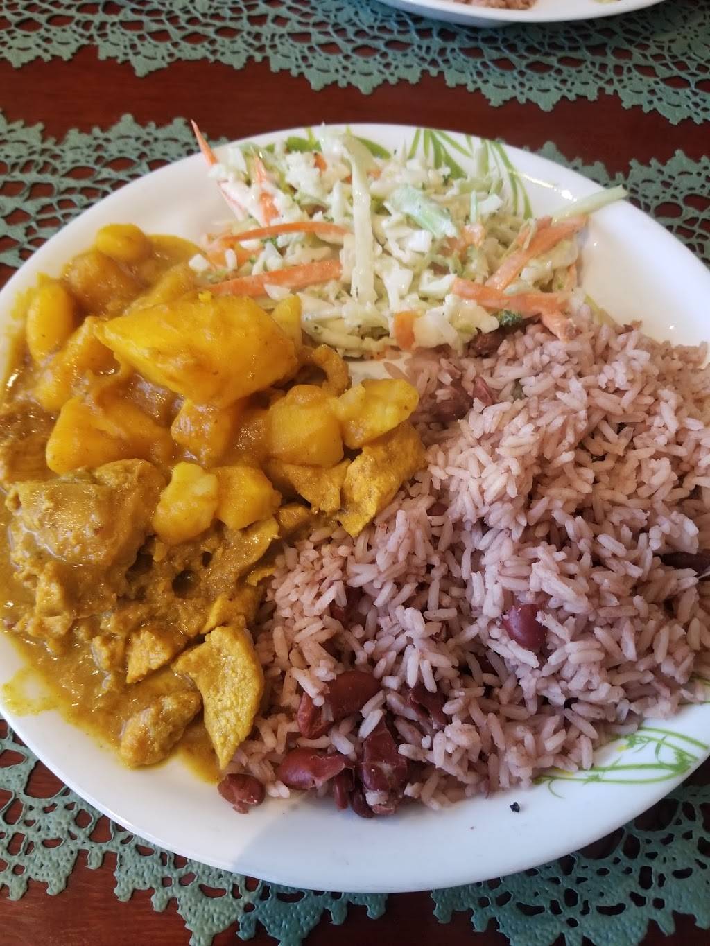 Island Dish Alliston | restaurant | 176 Victoria St E, Alliston, ON L9R 1K6, Canada | 7058543474 OR +1 705-854-3474