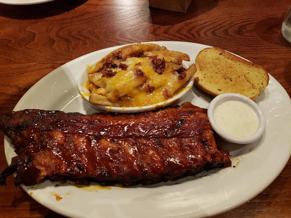 Smokey Bones Bar & Fire Grill | meal takeaway | 136 Brandon Town Center Dr, Brandon, FL 33511, USA | 8136553400 OR +1 813-655-3400