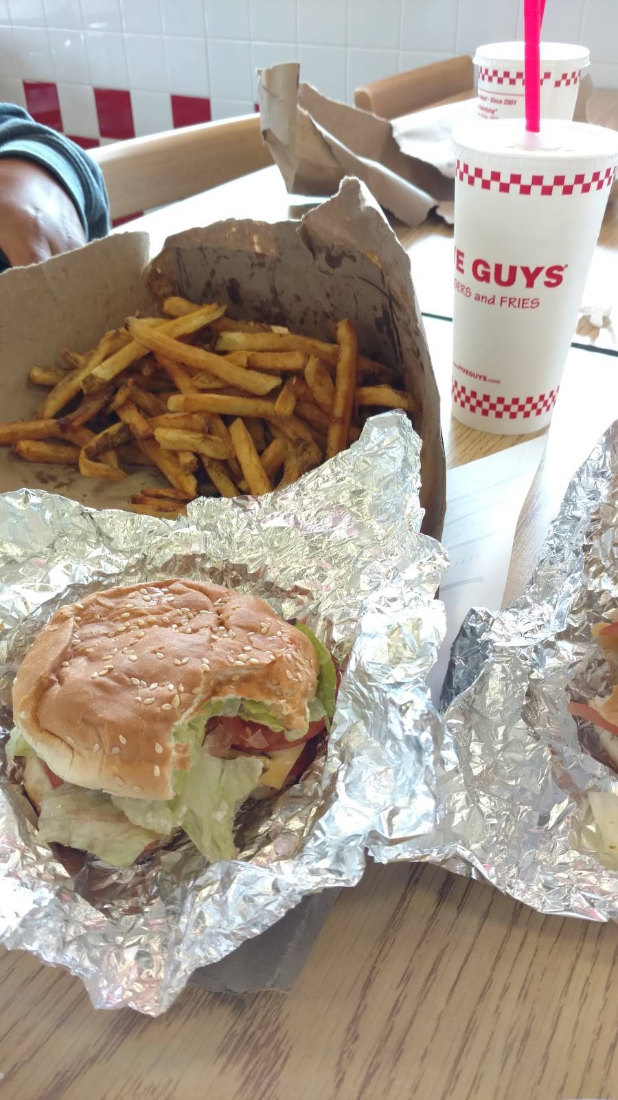 Five Guys | meal takeaway | 13601 Coastal Hwy, Ocean City, MD 21842, USA | 4102501199 OR +1 410-250-1199