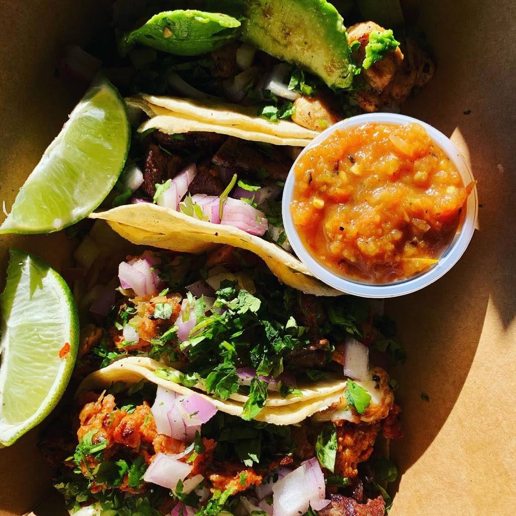 Los Suavecitos LLC | restaurant | Parking lot, 1812 35th St, Denver, CO 80216, USA | 7208419725 OR +1 720-841-9725