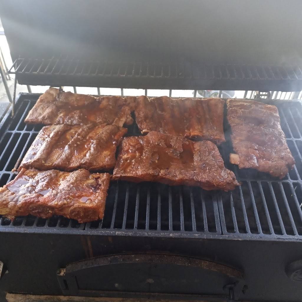 Mizzs Wings N Things | restaurant | 5212 Florence Ave, Philadelphia, PA 19143, USA | 2673489237 OR +1 267-348-9237