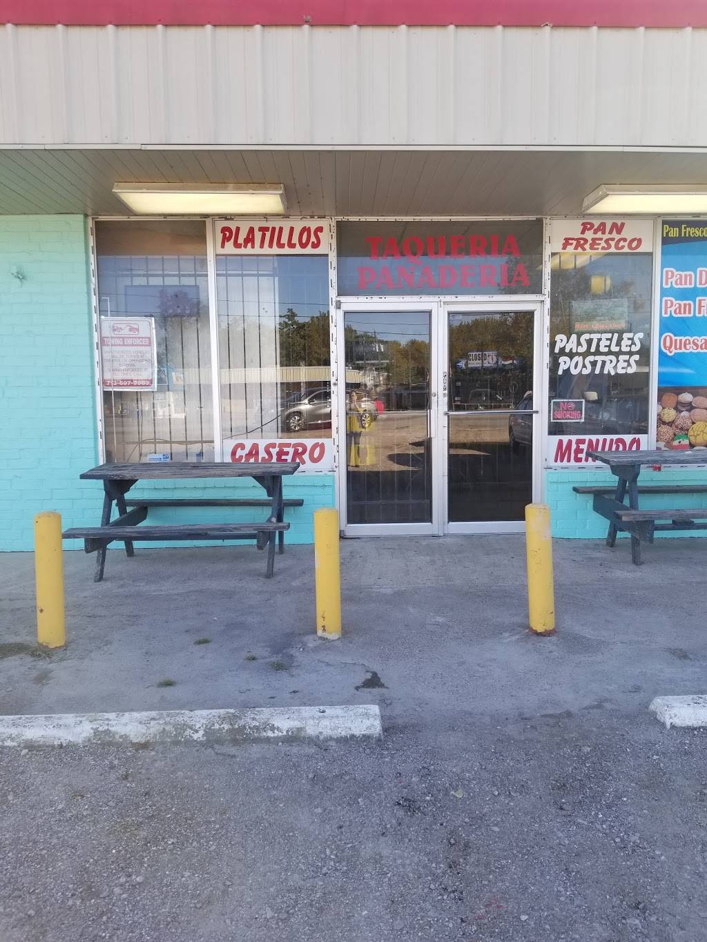 Panaderia y Taqueria Castillo | restaurant | 511 W Mt Houston Rd, Houston, TX 77037, USA | 3462077572 OR +1 346-207-7572