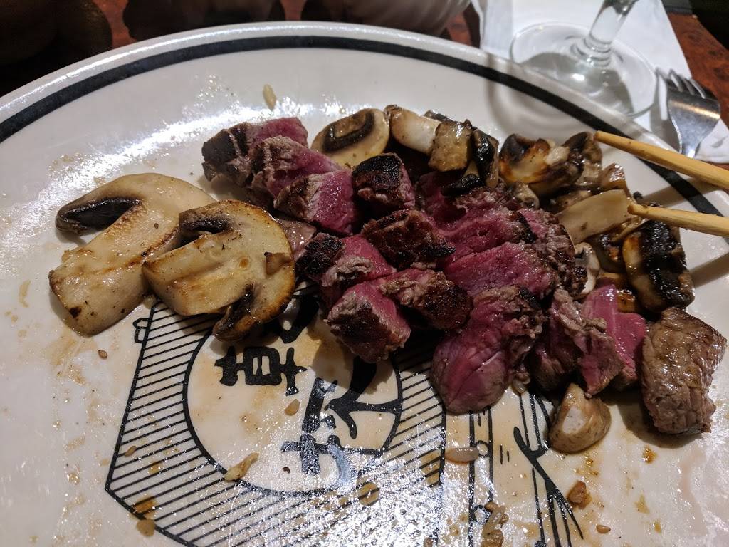 Kampai Japanese Steakhouse | restaurant | 2330 Elmhurst Rd, Mt Prospect, IL 60056, USA | 8476406700 OR +1 847-640-6700