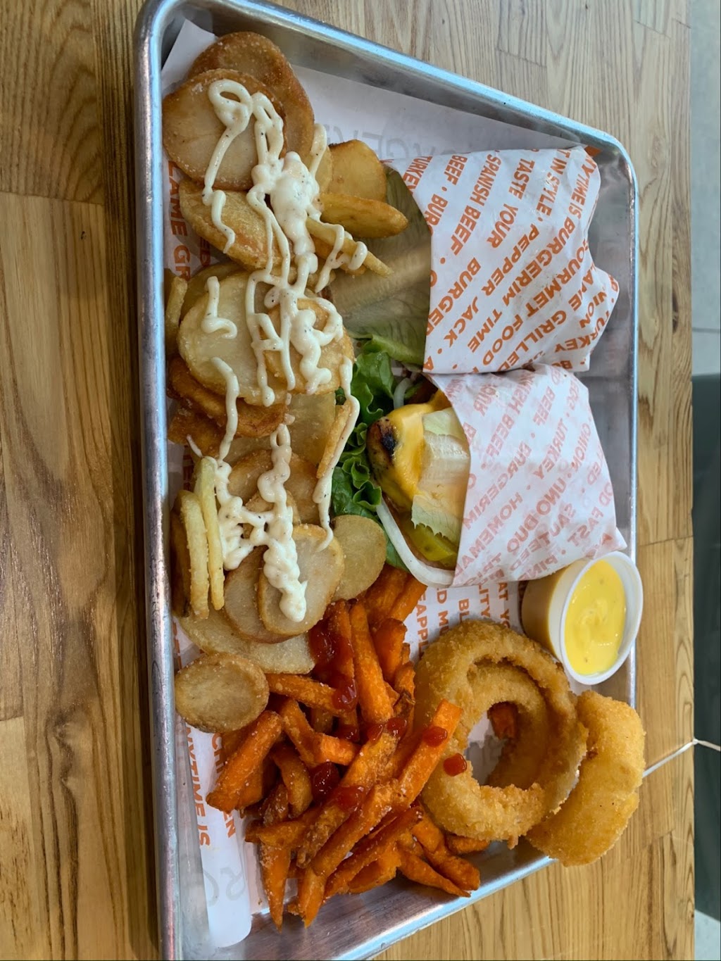 BurgerIM | restaurant | 531 Myrtle Ave, Brooklyn, NY 11205, USA | 7186736066 OR +1 718-673-6066