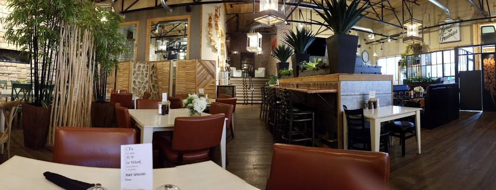 Cocos Cafe and Wine Bar | restaurant | 606 13th St, Lawrenceville, IL 62439, USA | 6187072400 OR +1 618-707-2400