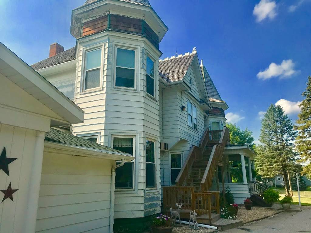 Arbor Manor Steakhouse and Motel | restaurant | 1617 Central Ave, Auburn, NE 68305, USA | 4022743774 OR +1 402-274-3774