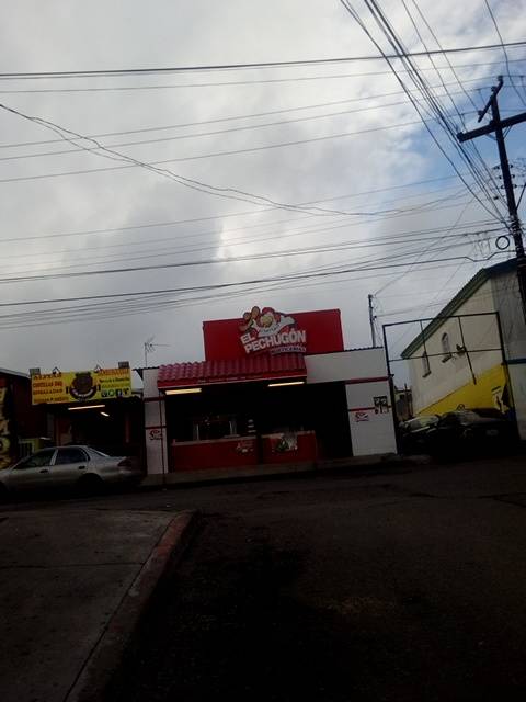 El Pechugon rostiseria | restaurant | 22625, Mármol 306, Obrera 1a. Secc., 22625 Tijuana, B.C., Mexico | 016641896686 OR +52 664 189 6686