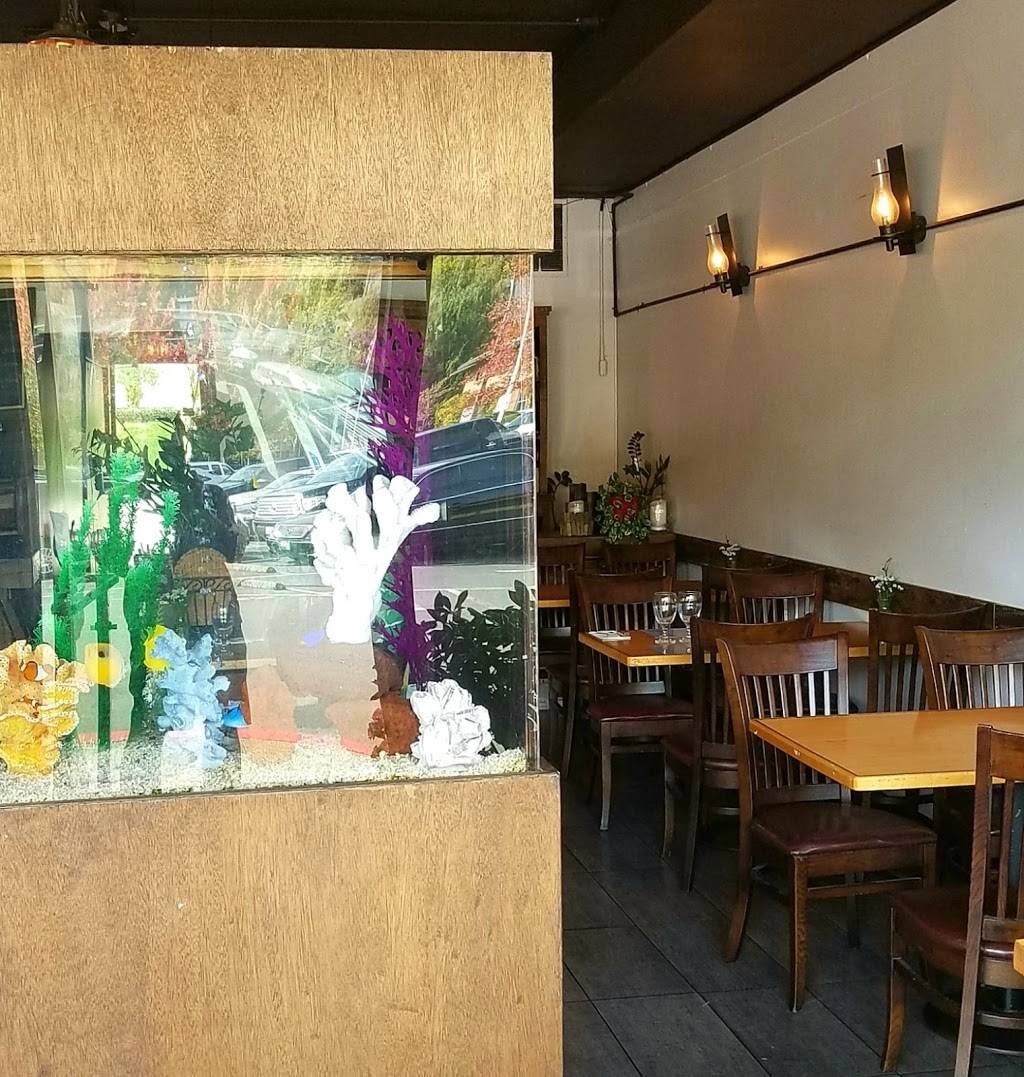 Pon Proem Thai Restaurant | restaurant | 3039 78th Ave SE, Mercer Island, WA 98040, USA | 2062368424 OR +1 206-236-8424